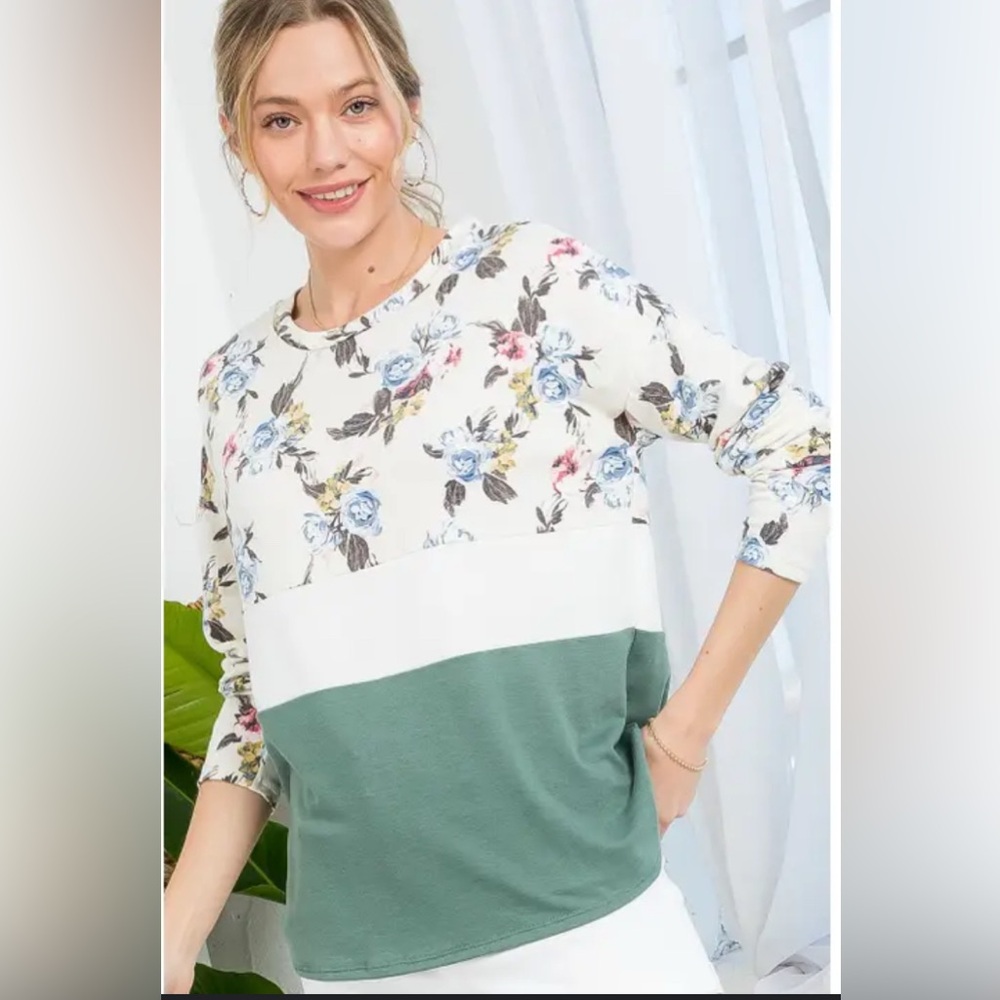 NWT-E.Luna.Floral Colorblock Long Sleeve Top